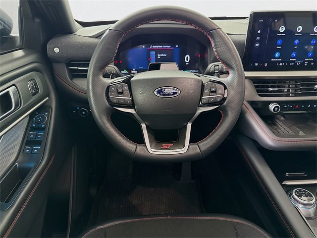 Used 2025 Ford Explorer ST image 25