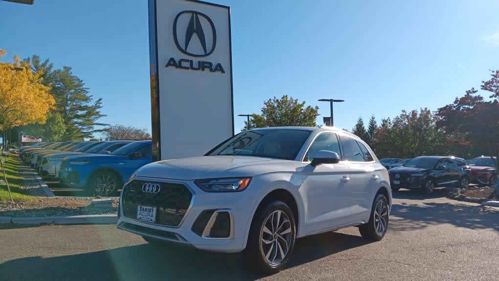 Used 2023 Audi Q5 2.0T Premium Plus w/ Premium Plus Package AWD/4WD image 1