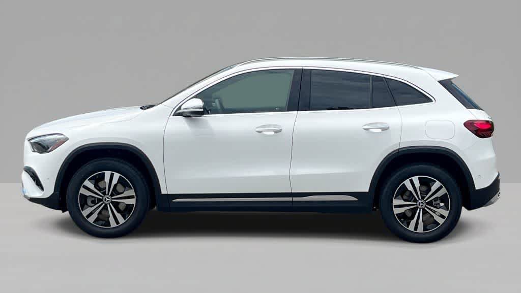 Used 2026 Mercedes-Benz GLA 250 4MATIC image 4