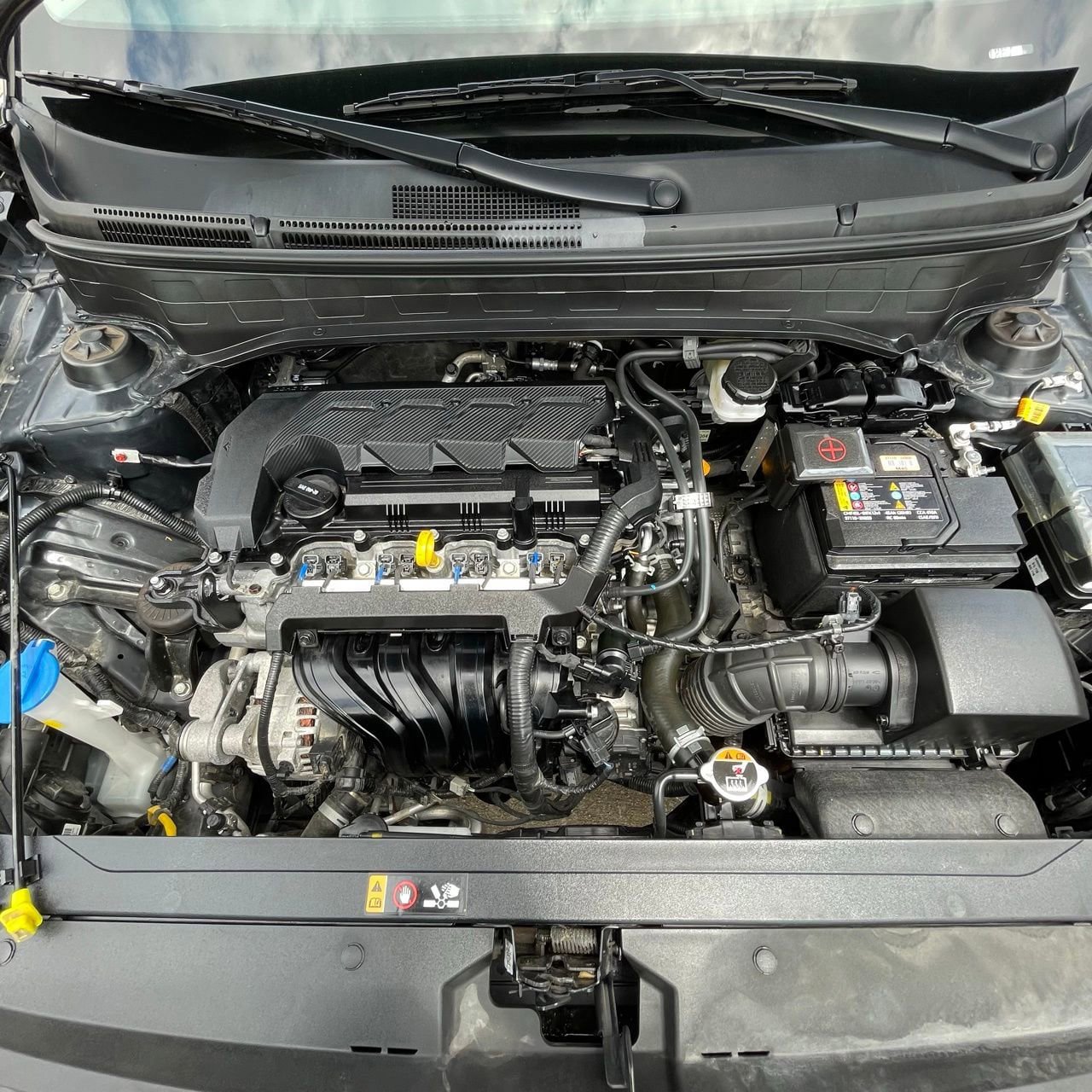 Used 2025 Hyundai Venue SEL FWD image 26