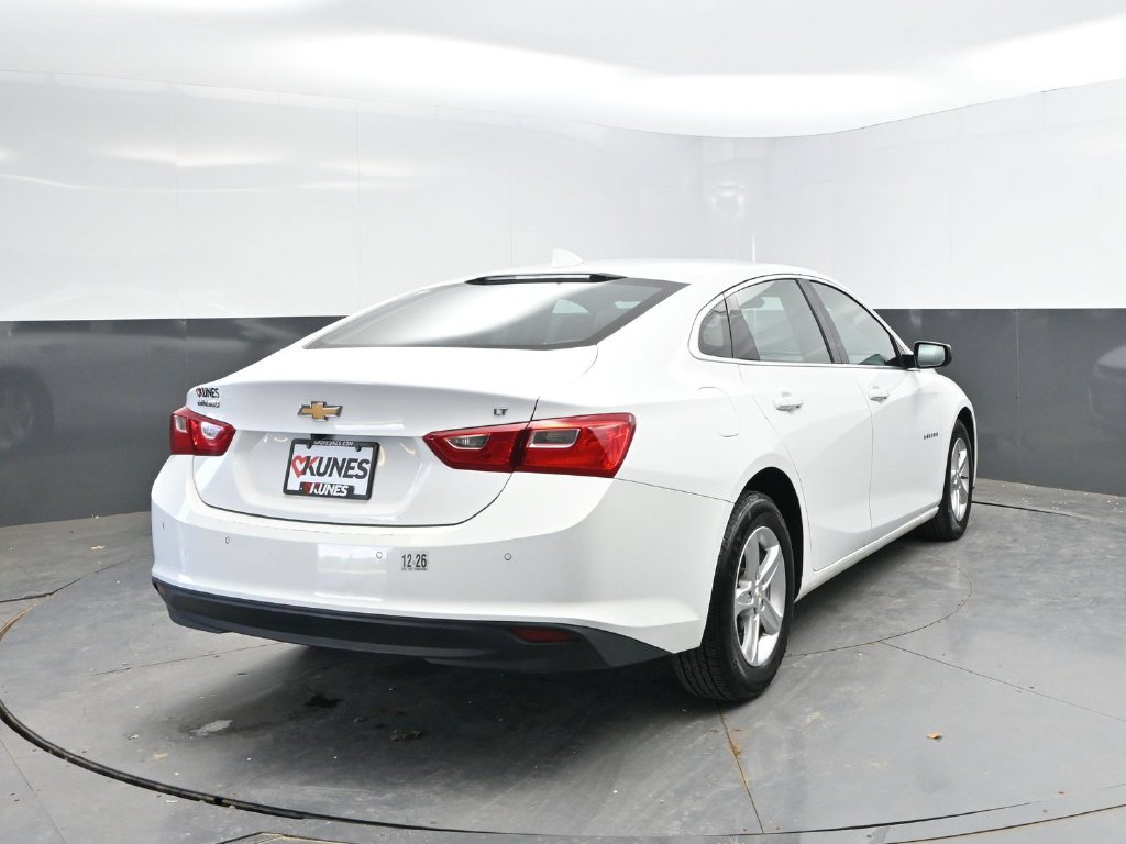 Used 2024 Chevrolet Malibu LT FWD image 7