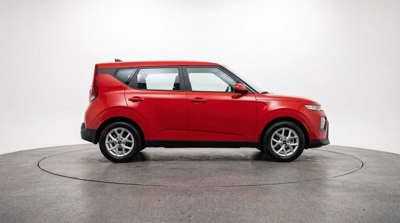 Used 2025 Kia Soul LX w/ LX Technology Package image 11