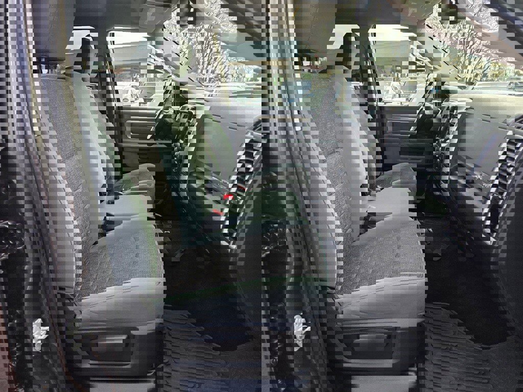 Used 2017 RAM 1500 Big Horn image 19