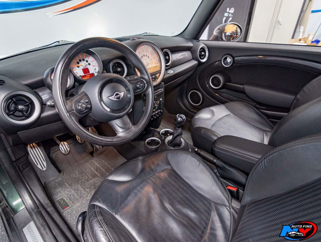 Used 2011 MINI Cooper S w/ Convenience Pkg image 14