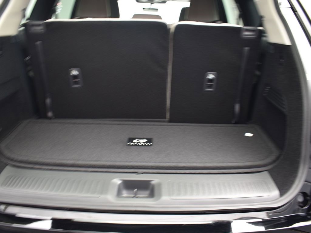 Certified 2026 INFINITI QX60 Pure w/ Cargo Package image 15