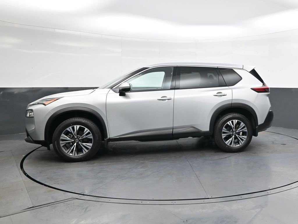 Used 2021 Nissan Rogue SV image 8