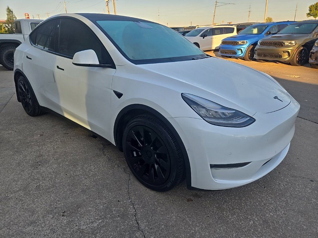 Used 2021 Tesla Model Y Long Range AWD/4WD image 35
