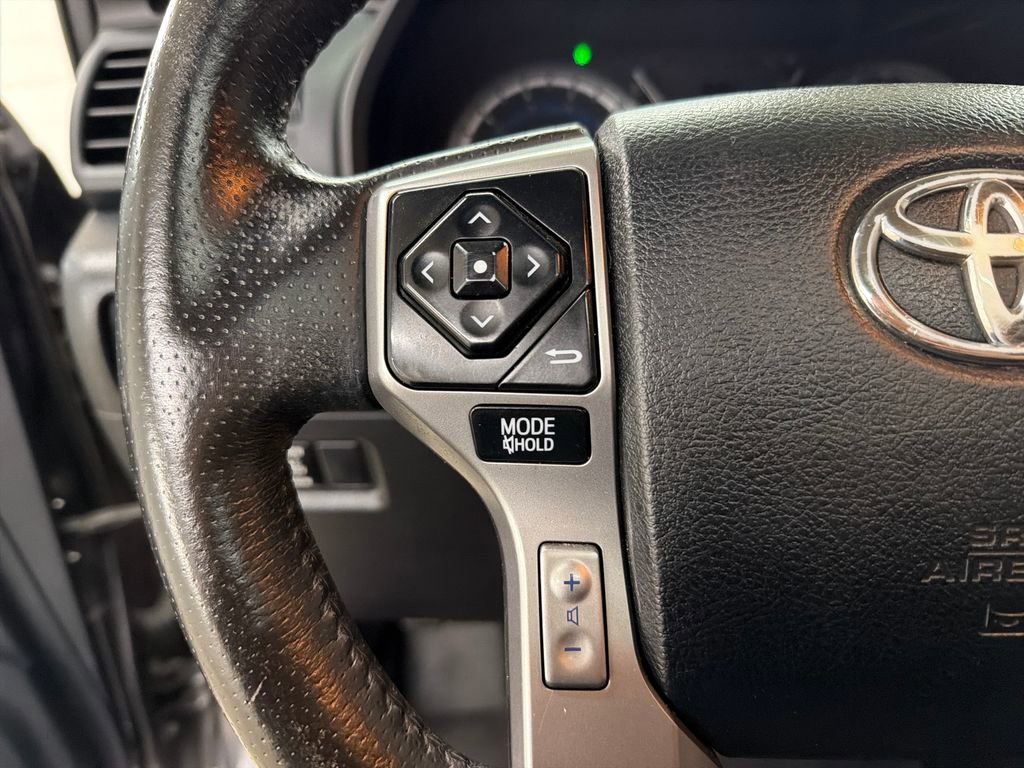 Used 2015 Toyota 4Runner Limited RWD image 18
