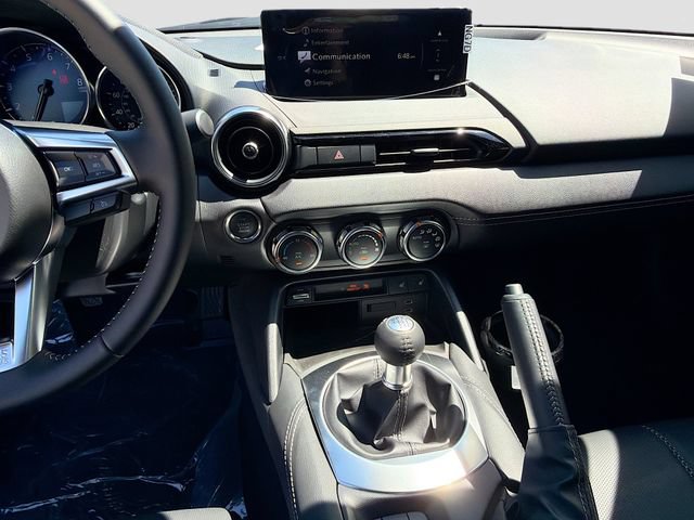 New 2026 MAZDA MX-5 Miata RF Grand Touring RWD image 19