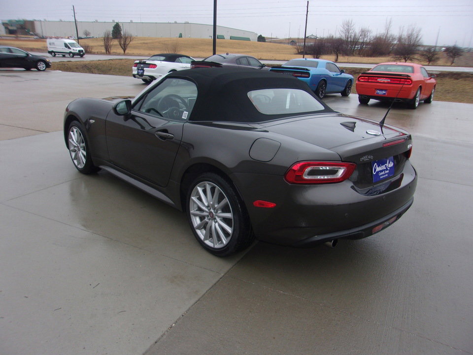 Used 2019 FIAT 124 Spider Lusso w/ Convenience Group image 9