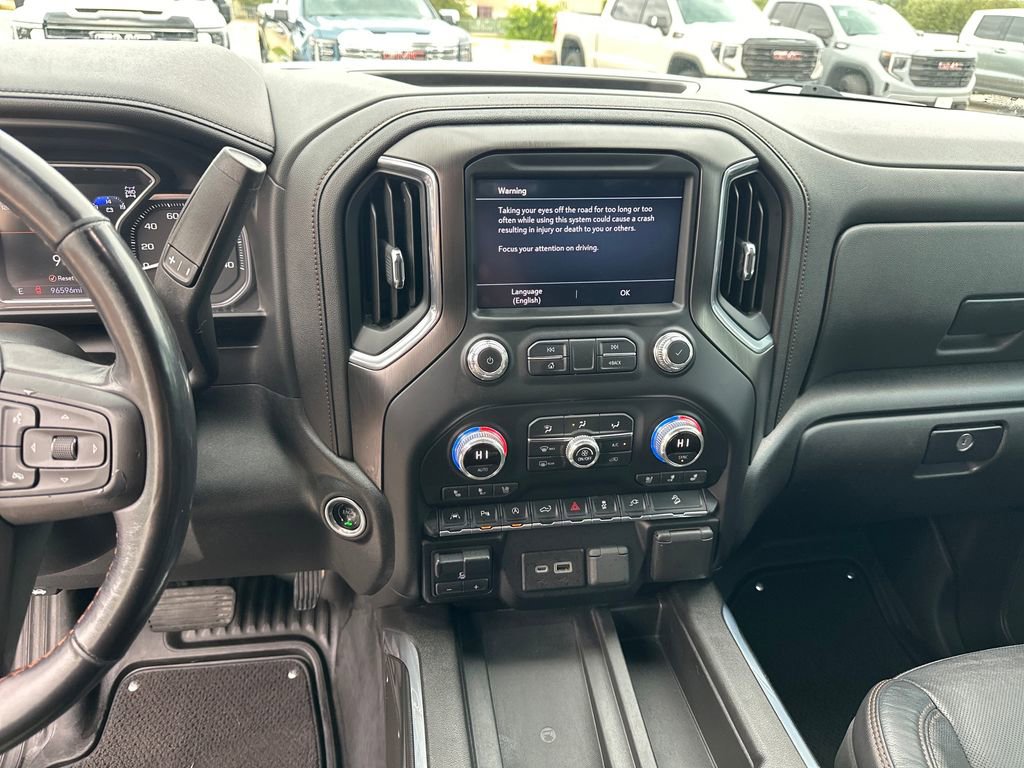 Used 2021 GMC Sierra 1500 AT4 w/ AT4 Premium Package AWD/4WD image 22
