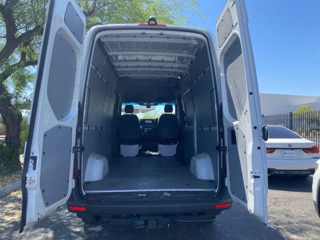 Used 2025 Mercedes-Benz Sprinter 2500 image 6