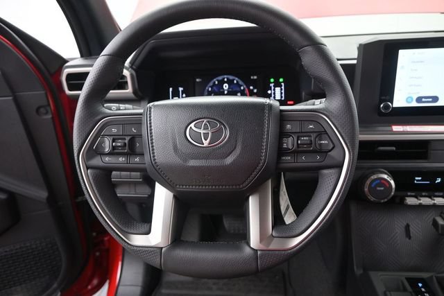 New 2026 Toyota 4Runner SR5 AWD/4WD image 5