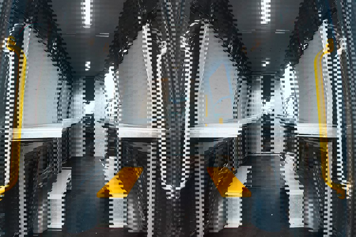 Used 2019 Mercedes-Benz Sprinter 144 image 9