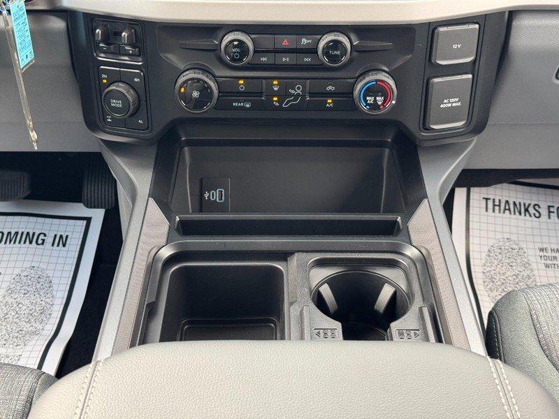 New 2026 Ford F350 XLT w/ FX4 Off-Road Package image 10