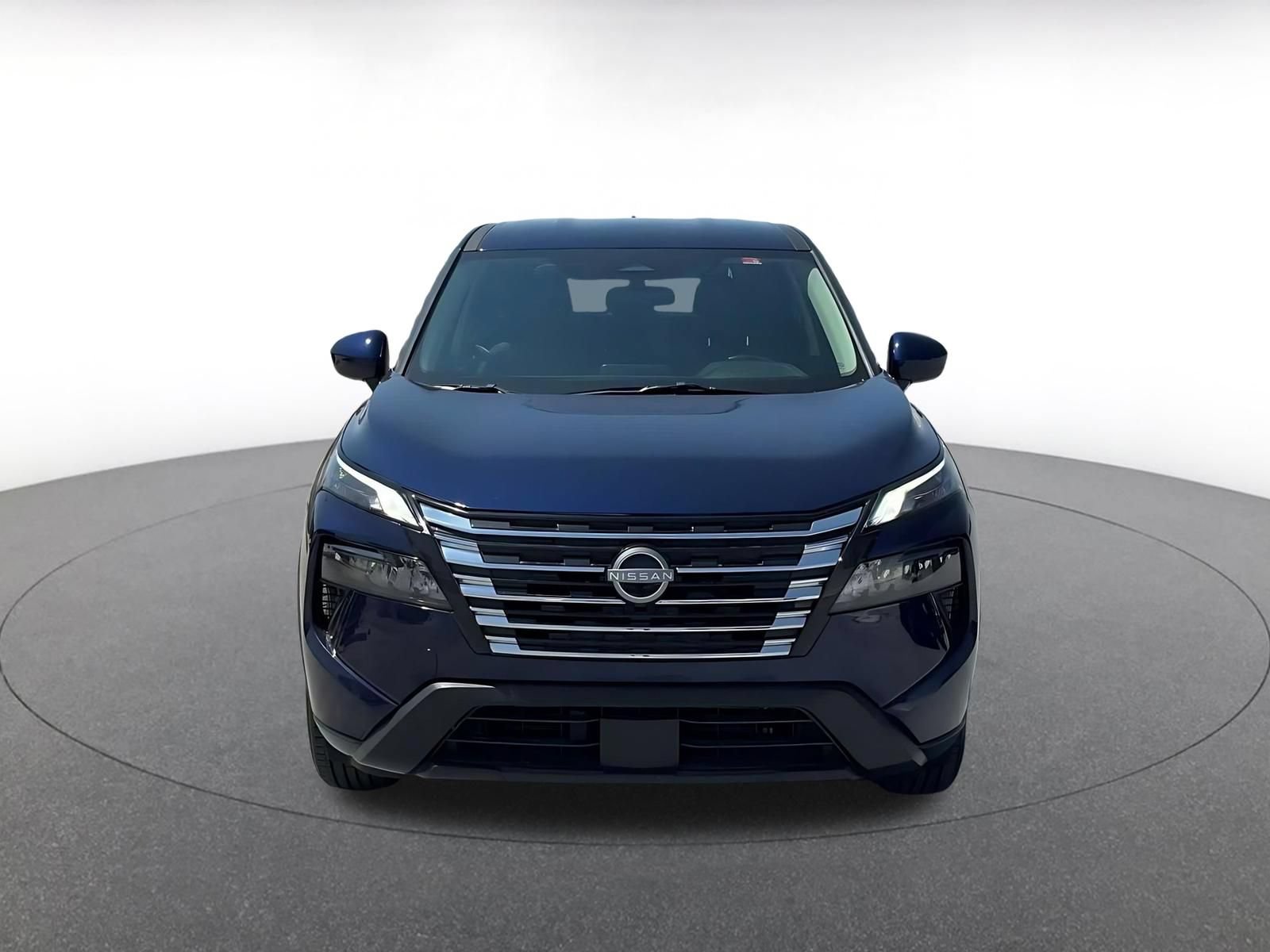 Used 2026 Nissan Rogue SV AWD/4WD image 4