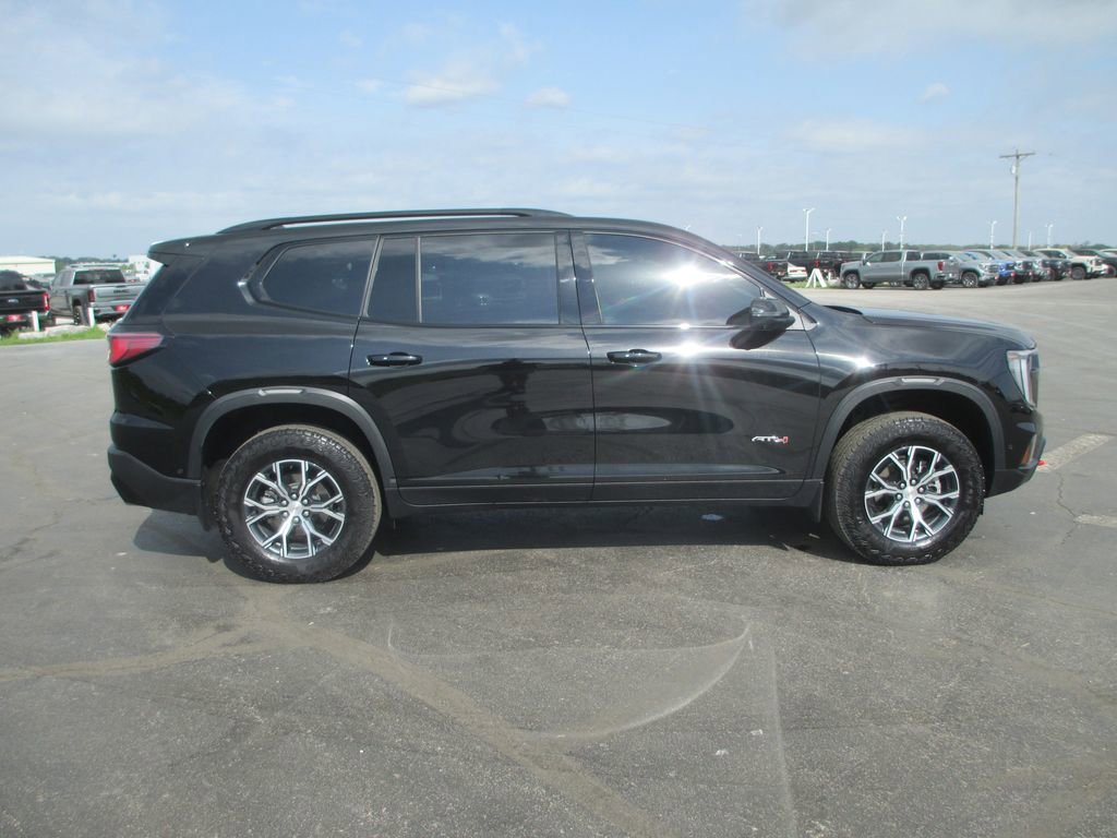 Used 2024 GMC Acadia AT4 w/ Super Cruise Package AWD/4WD image 5