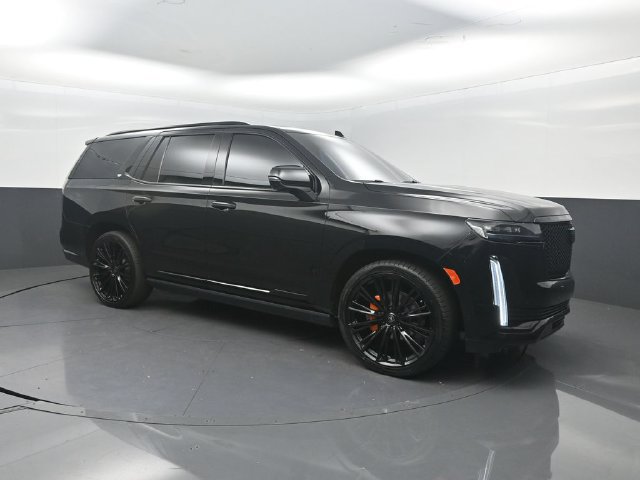 Used 2022 Cadillac Escalade Sport w/ Touring Package AWD/4WD image 28