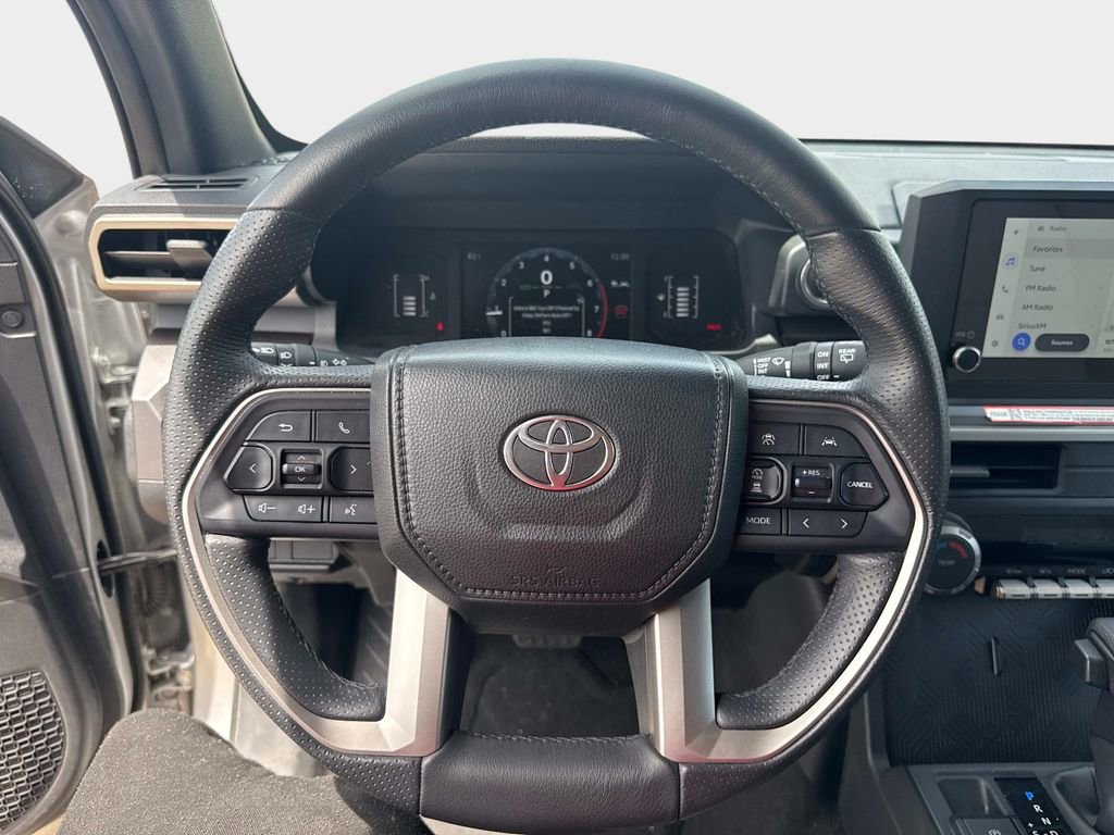 Used 2025 Toyota 4Runner SR5 RWD image 25