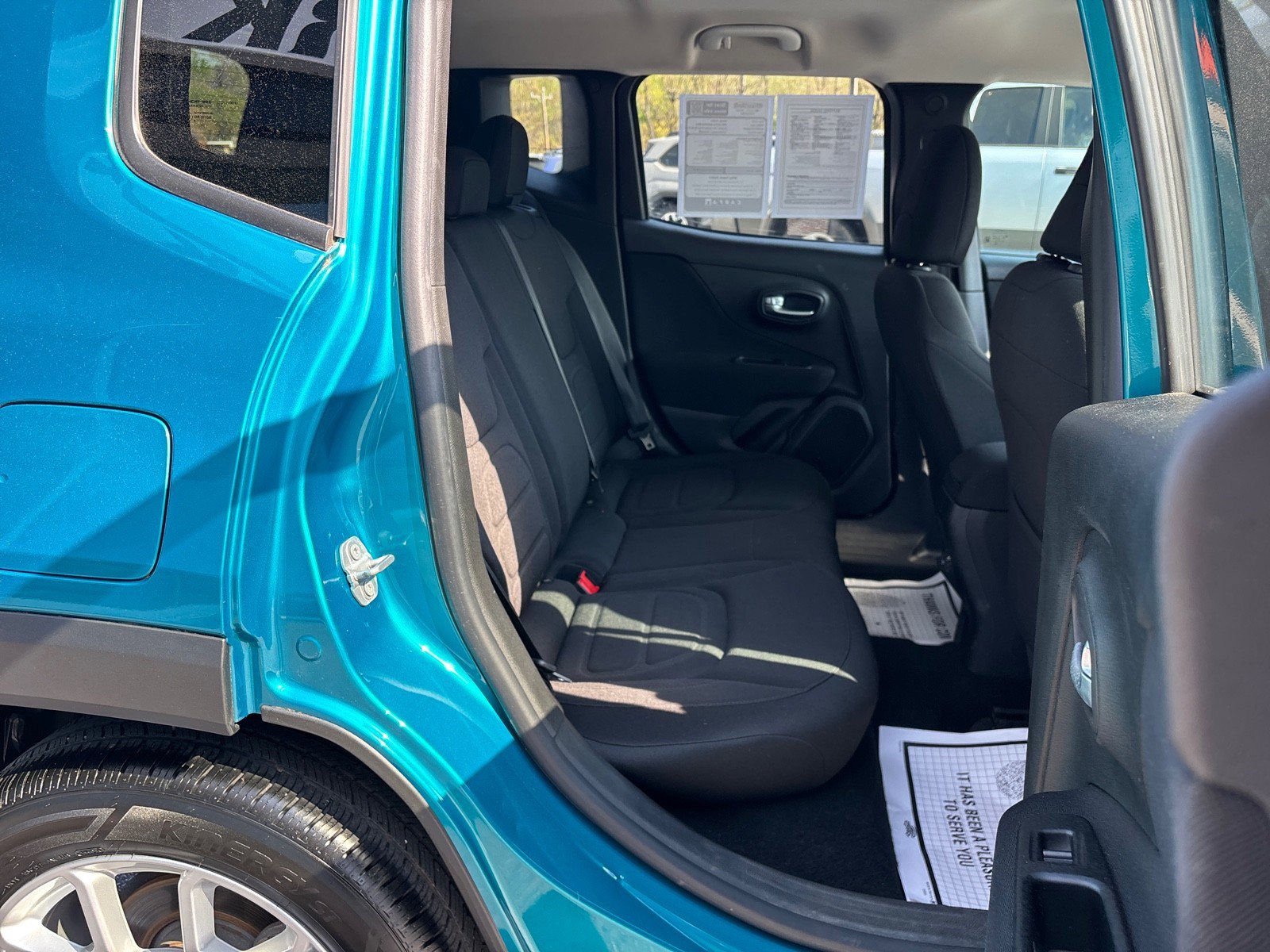 Used 2019 Jeep Renegade Latitude image 40