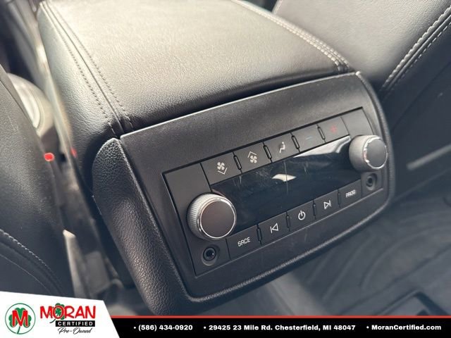 Used 2017 Chevrolet Traverse LT FWD image 27