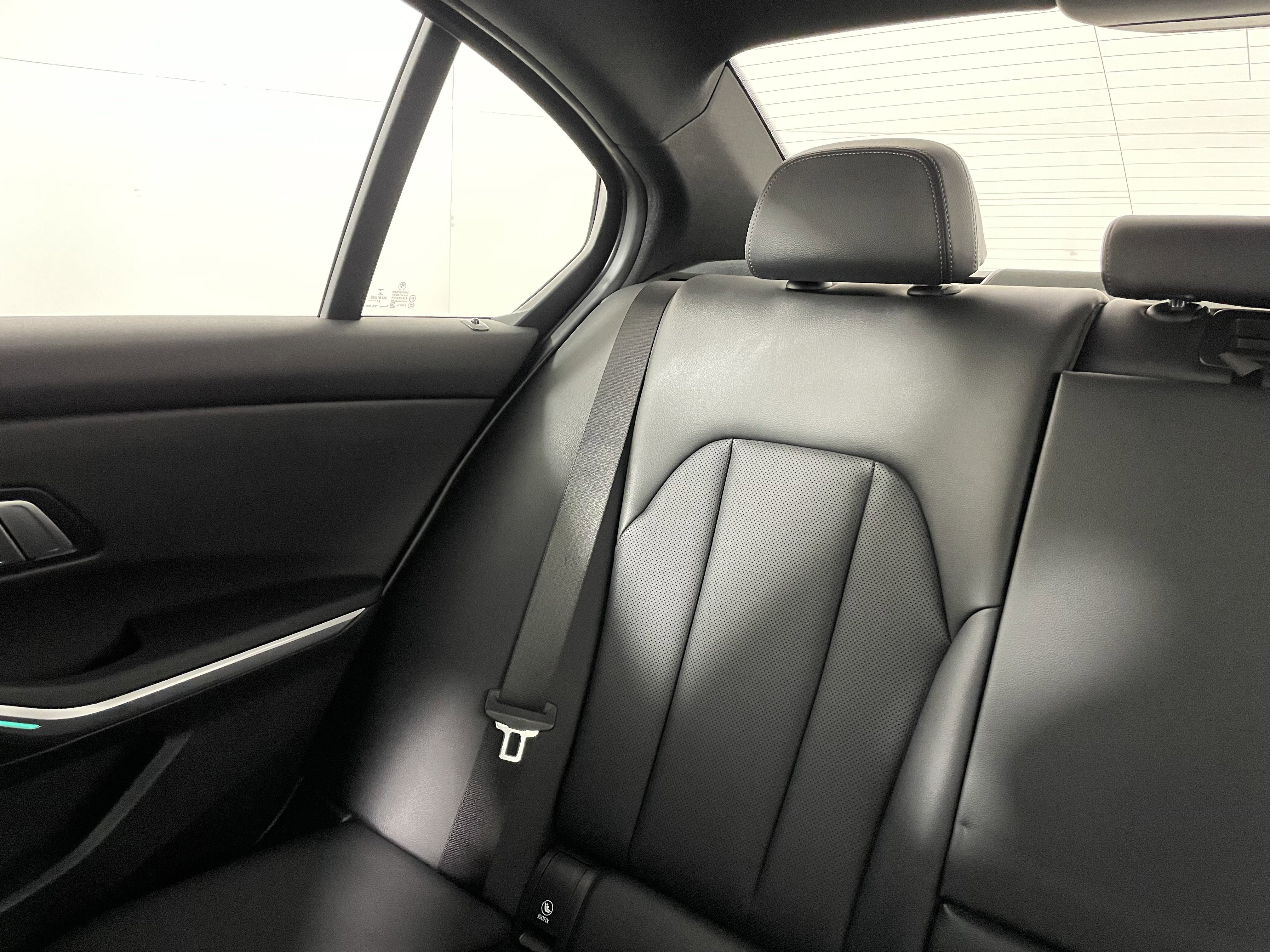 Used 2022 BMW 330i xDrive Sedan w/ Driving Assistance Package image 13