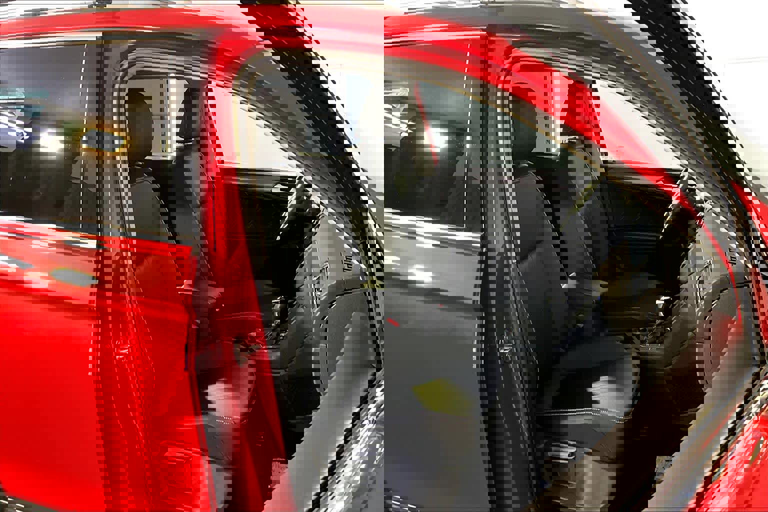 Used 2022 Volkswagen Tiguan SE w/ Panoramic Sunroof Package AWD/4WD image 8