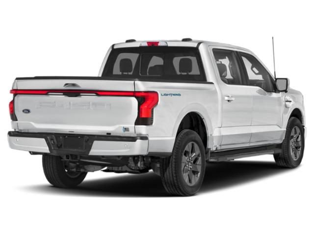 Used 2025 Ford F150 Lightning Lariat image 3