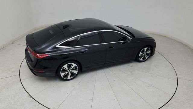 Used 2025 Audi A6 e-tron Prestige w/ Black Warm Weather Package image 87