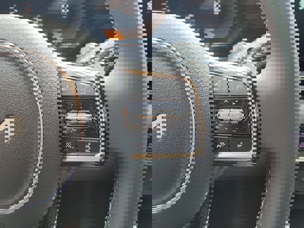 New 2026 Kia Carnival EX FWD image 28