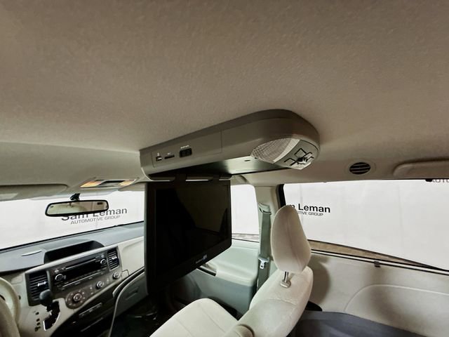Used 2012 Toyota Sienna LE w/ Towing Pkg FWD image 31