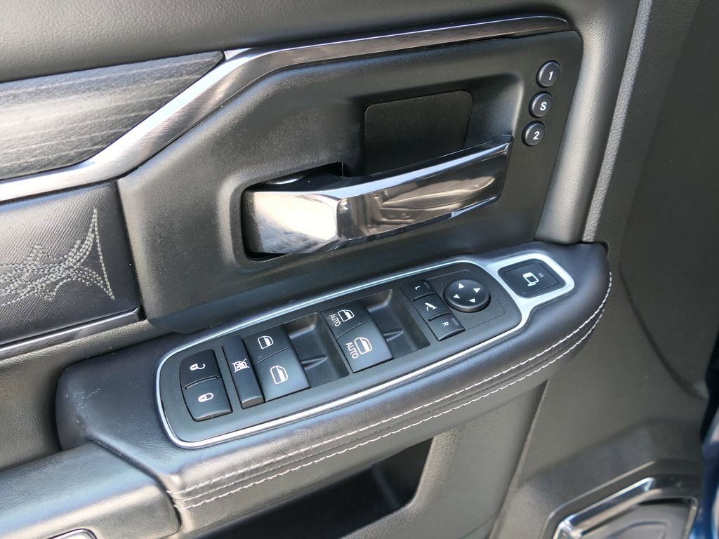 Used 2022 RAM 3500 Limited image 14