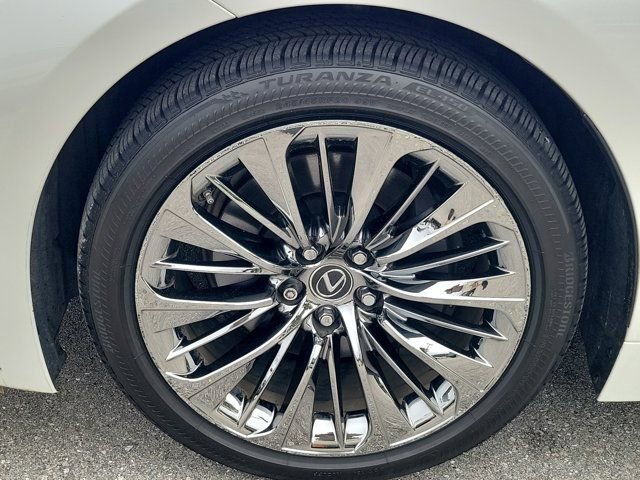 Used 2021 Lexus LS 500 AWD w/ Accessory Package (Z1) image 10