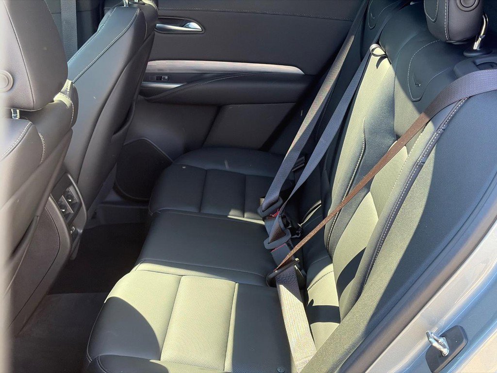 Certified 2024 Cadillac XT4 Premium Luxury AWD/4WD image 7