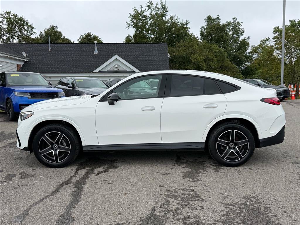 Used 2025 Mercedes-Benz GLC 300 4MATIC image 6