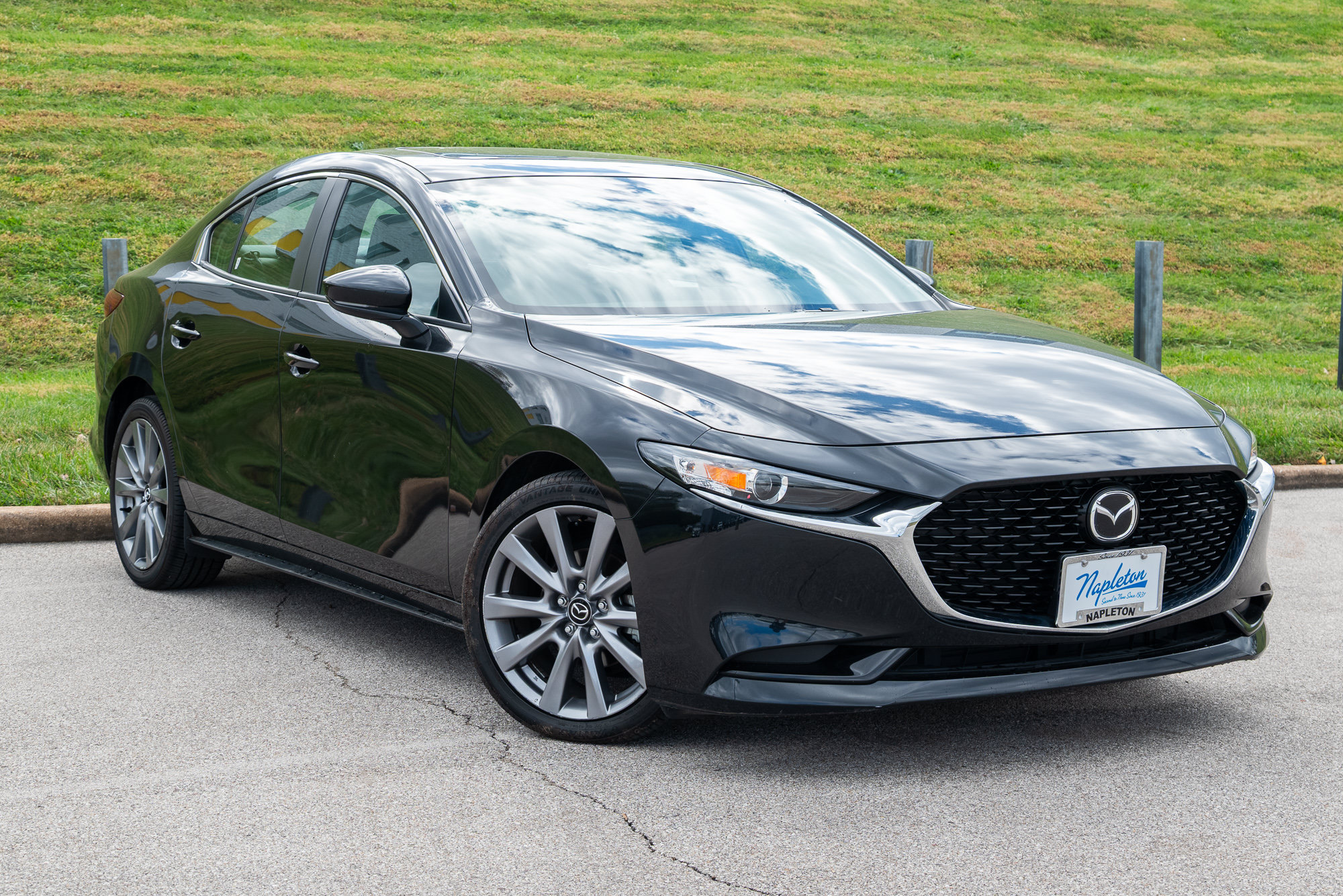 Used 2025 MAZDA MAZDA3 s FWD image 6