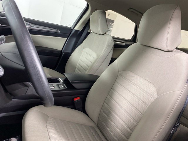 Used 2020 Ford Fusion S FWD image 17