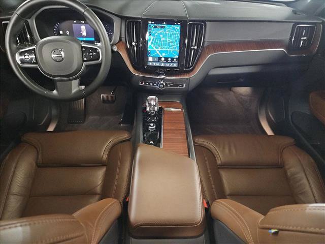 Used 2023 Volvo XC60 T8 Ultimate AWD/4WD image 18