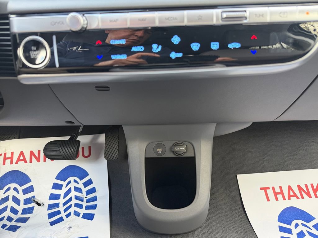 Certified 2024 Hyundai Ioniq 5 SEL image 19