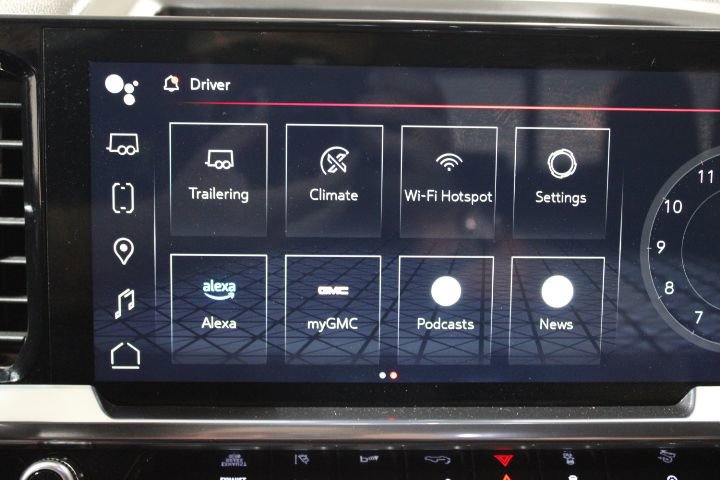 Used 2024 GMC Sierra 2500 SLT w/ SLT Convenience Package image 30