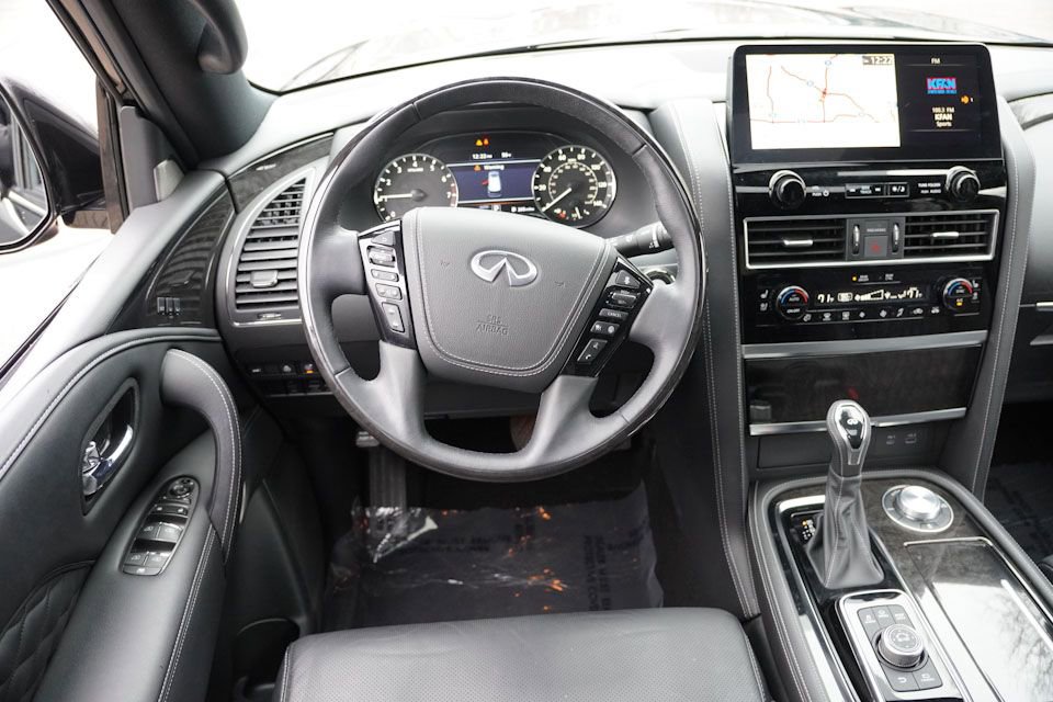 Used 2023 INFINITI QX80 Sensory w/ All-Season Package image 23
