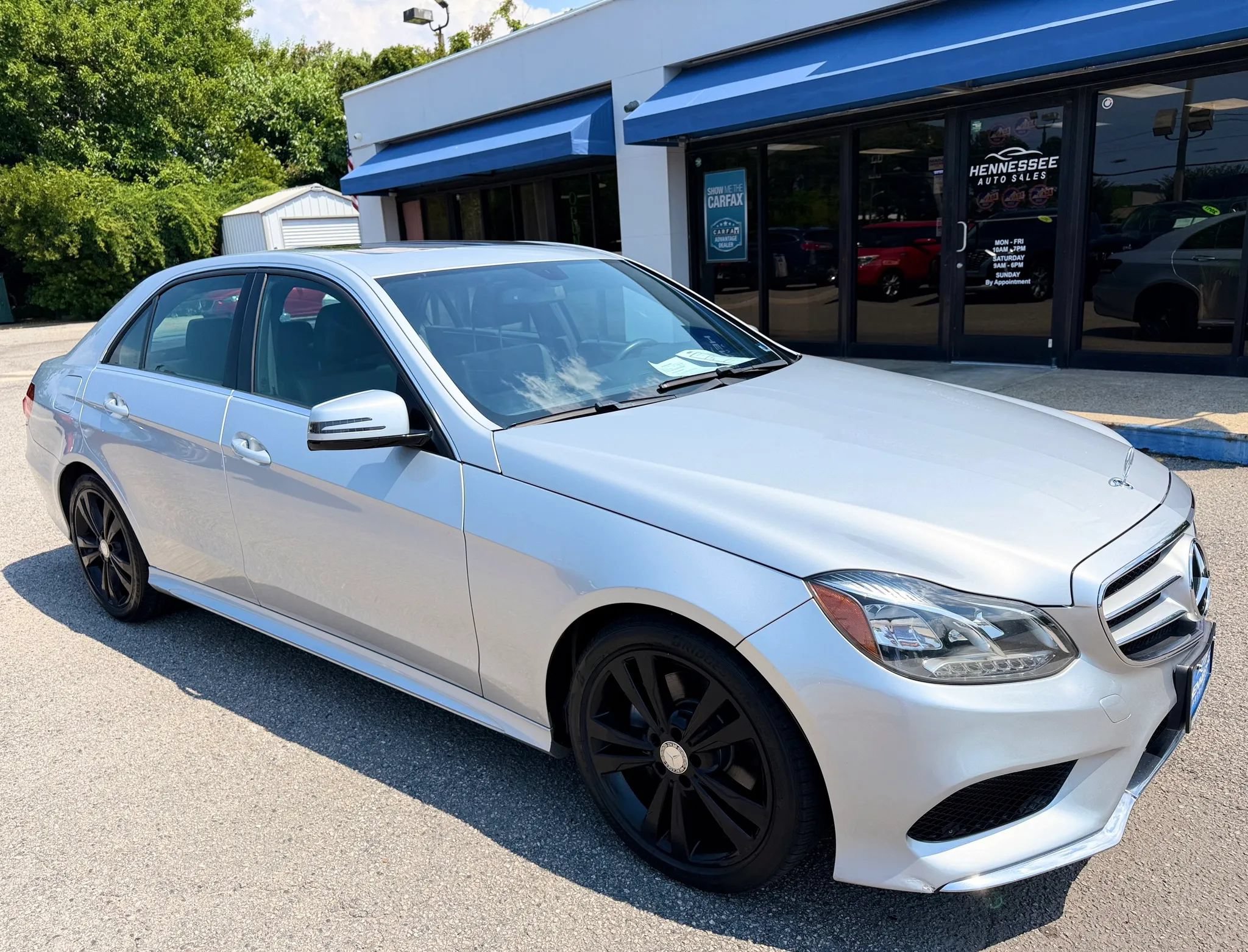 Used 2015 Mercedes-Benz E 350 4MATIC Sedan w/ Premium 1 Package image 18