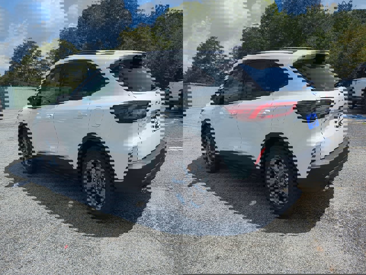 New 2026 Ford Escape ST-Line w/ Tech Pack #1 image 5