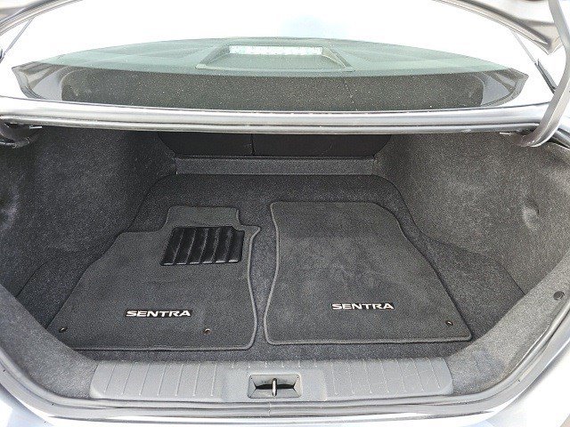 Used 2024 Nissan Sentra SV image 18