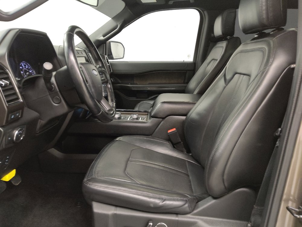 Used 2018 Ford Expedition Limited image 17