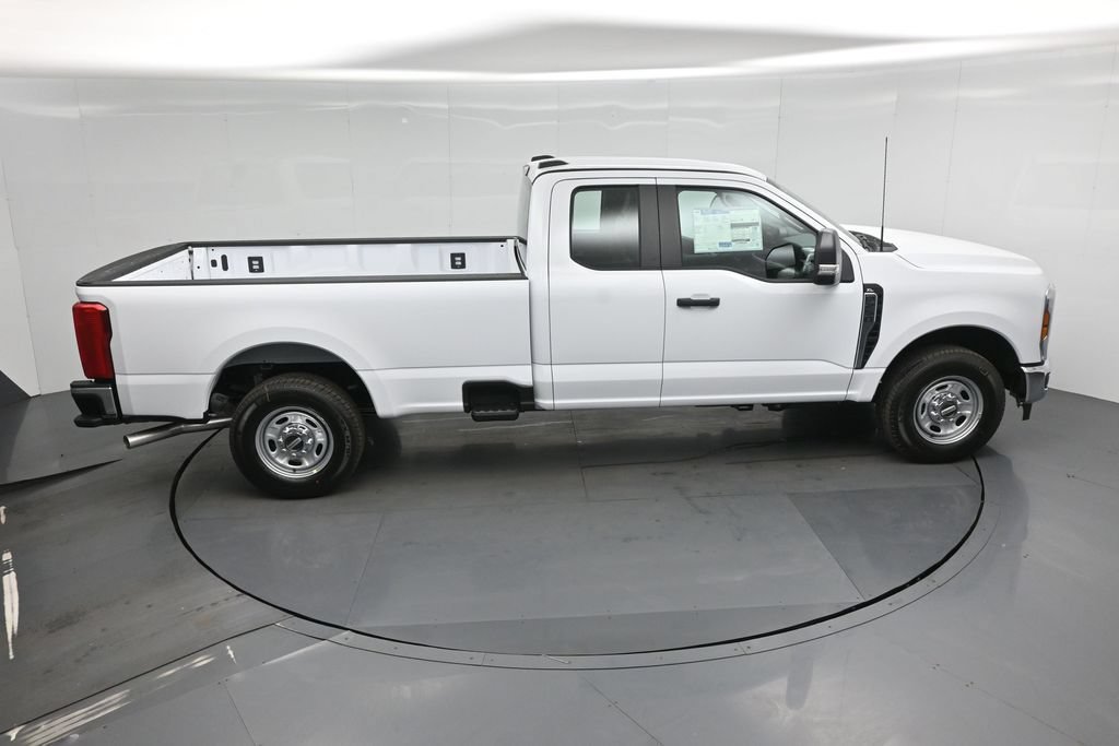 New 2026 Ford F250 XL w/ XL Chrome Package RWD image 33