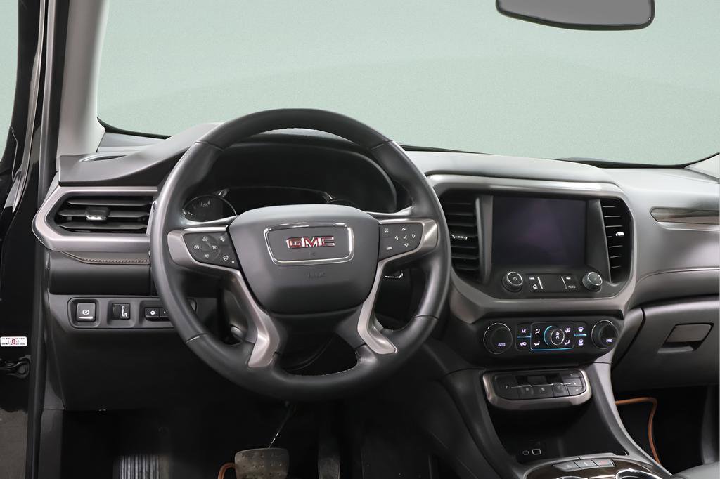 Used 2023 GMC Acadia AT4 w/ GMC Pro Grade Package image 9