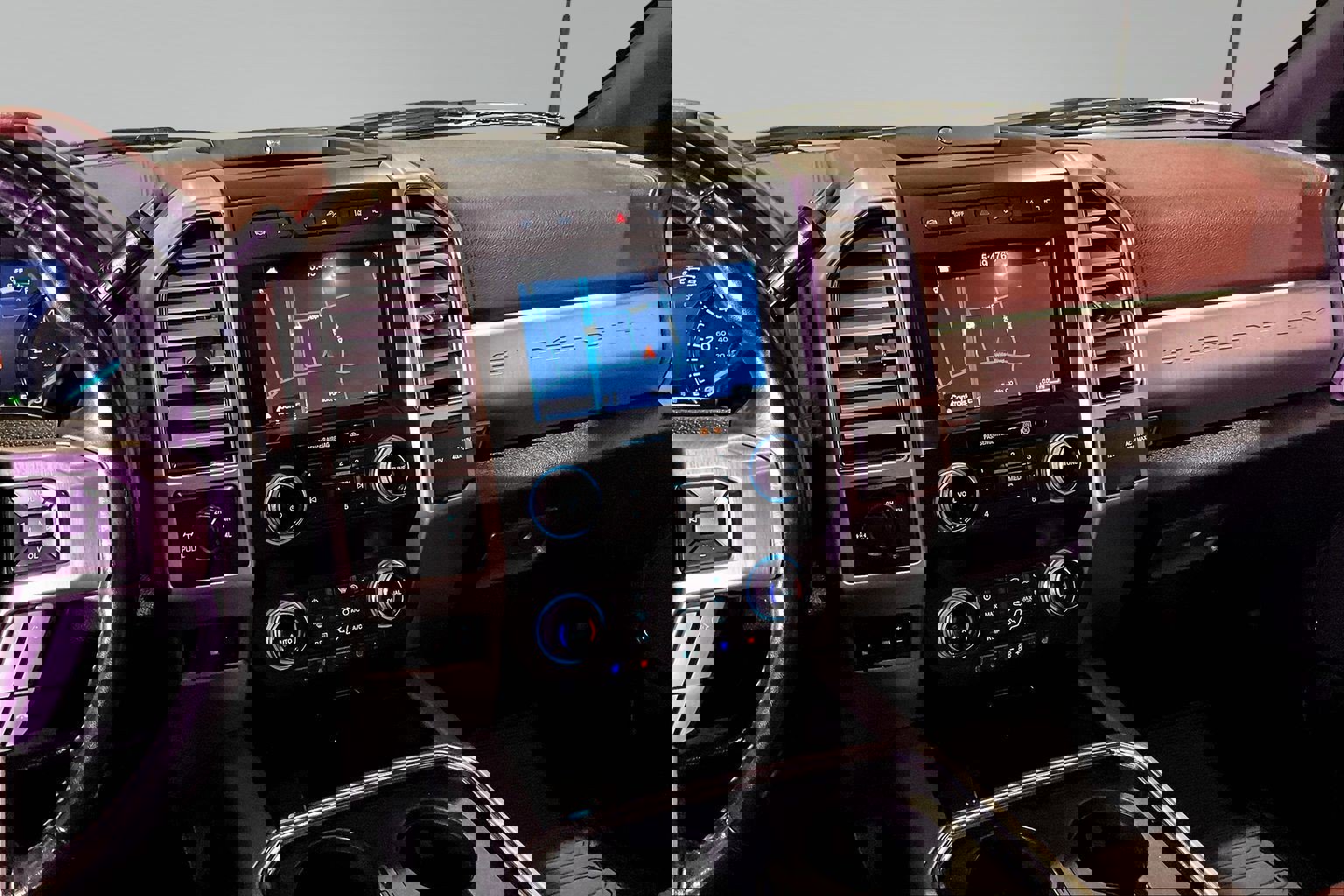 Used 2019 Ford F250 Platinum w/ Platinum Ultimate Package image 10