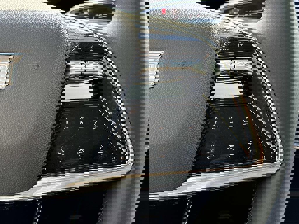 New 2026 Cadillac Optiq Luxury 1 w/ LPO, Floor Liner Package AWD/4WD image 14