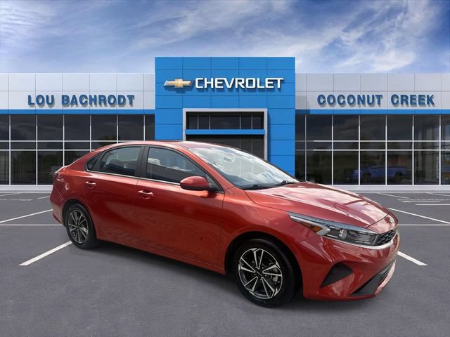 Used 2024 Kia Forte LXS FWD image 2